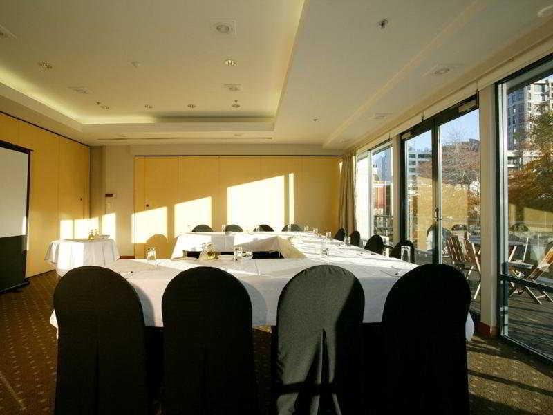 Copthorne Hotel Christchurch Central Exterior photo